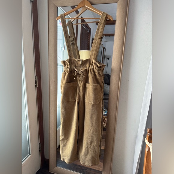 American Eagle Carmel Corduroy Suspender Style Overalls medium - Picture 2 of 3